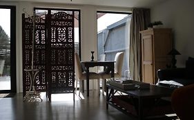 The Suite Escape Suite Wood